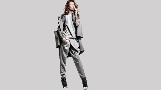 12306 网站的根目录下为什么连 robots.txt 文件（反爬虫协议）都没有？